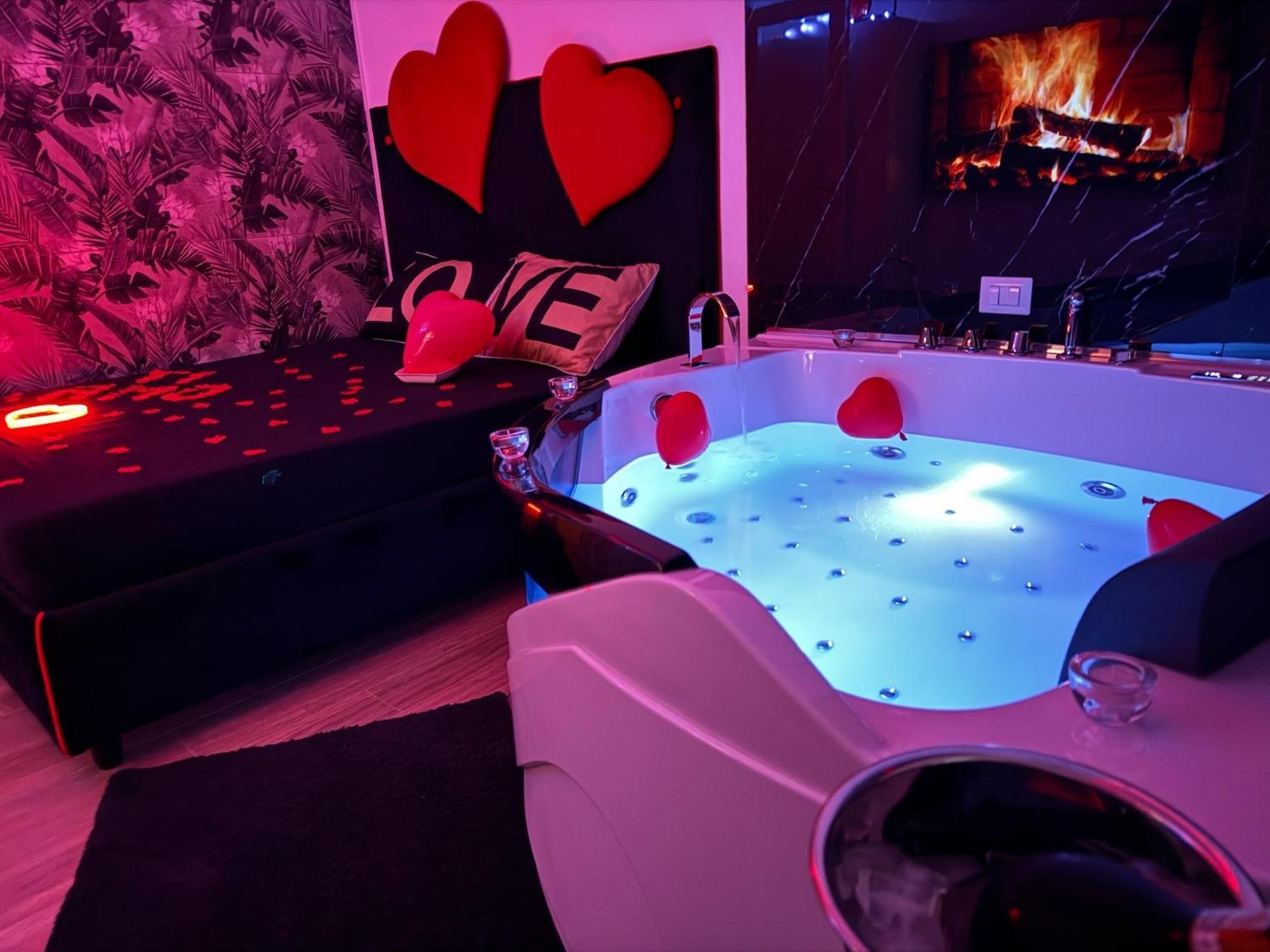 Due Cuori Suite Бари Экстерьер фото