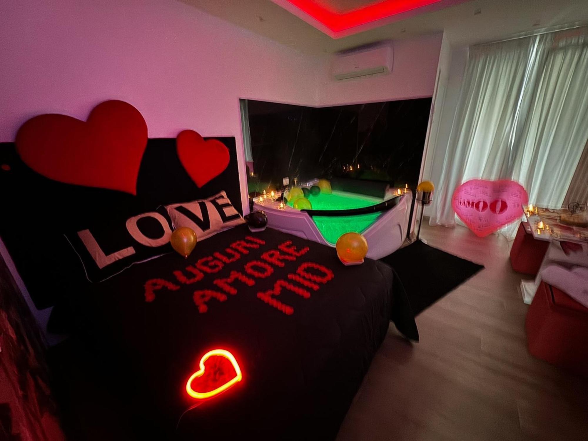 Due Cuori Suite Бари Экстерьер фото