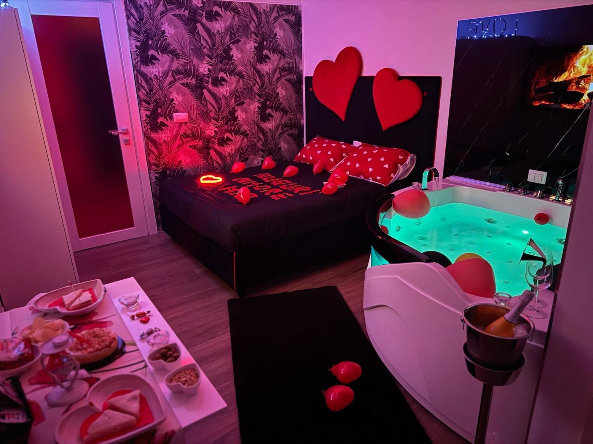 Due Cuori Suite Бари Экстерьер фото